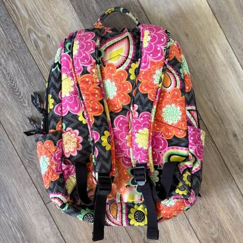 Vera Bradley “Ziggy Zinnia” Floral Paisley Quilted Backpack - Picture 5 of 10